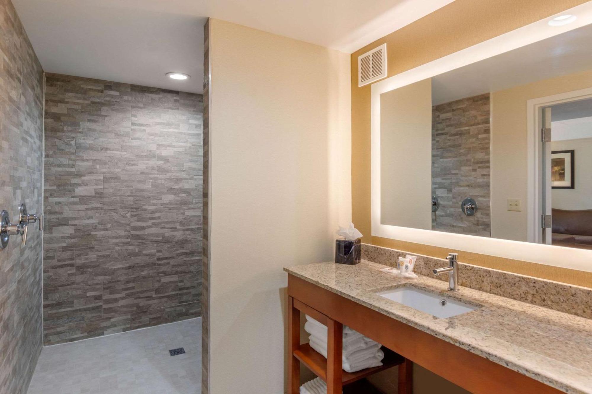Comfort Suites Southpark Colonial Heights Exteriér fotografie